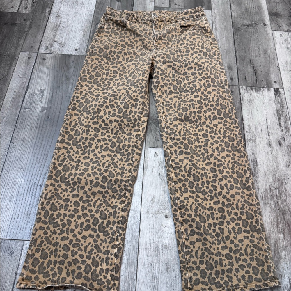 American Eagle Outfitters AE Stretch Leopard Low Rise Baggy Wide-Leg Pants 4 - Picture 3 of 11